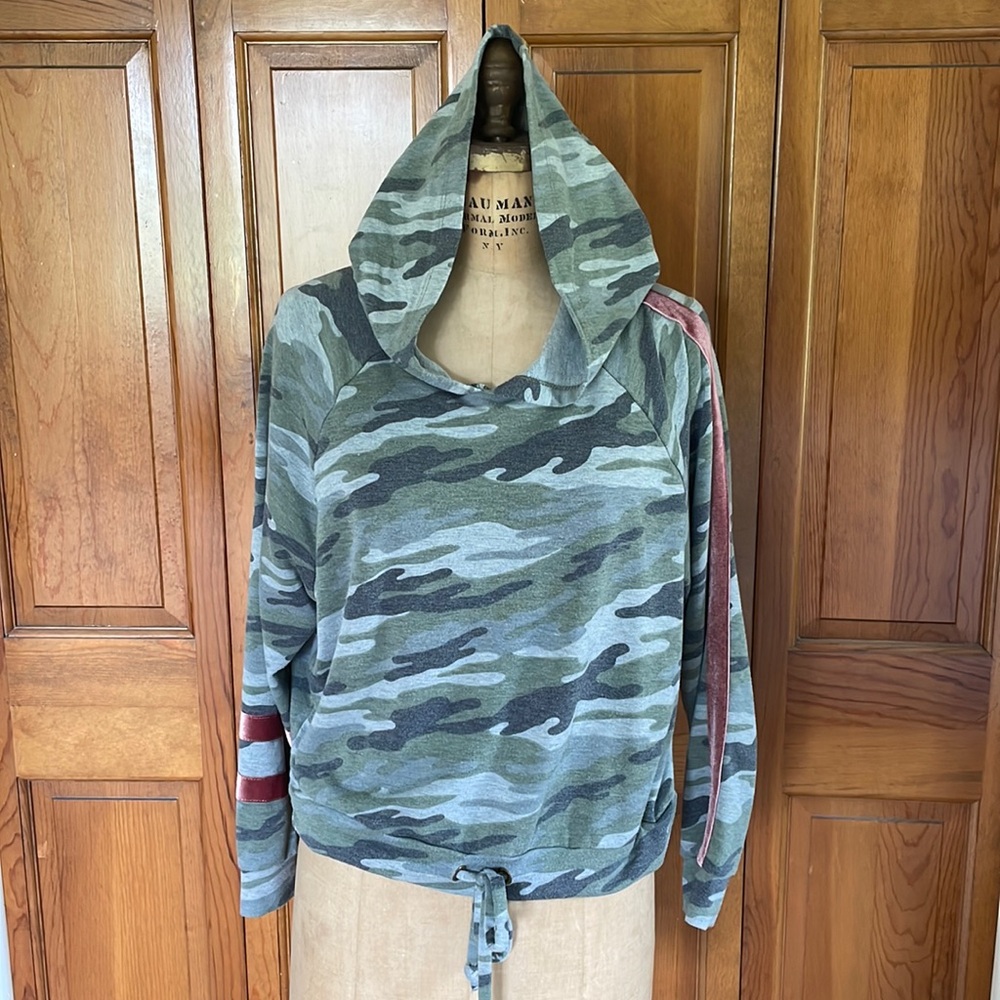 Vintage Havana Camo Hoodie with Rose Velvet Strips